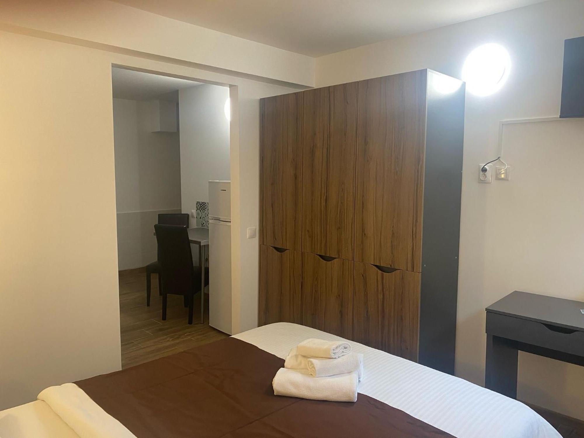 Pension Mora Cluj-Napoca Cameră foto