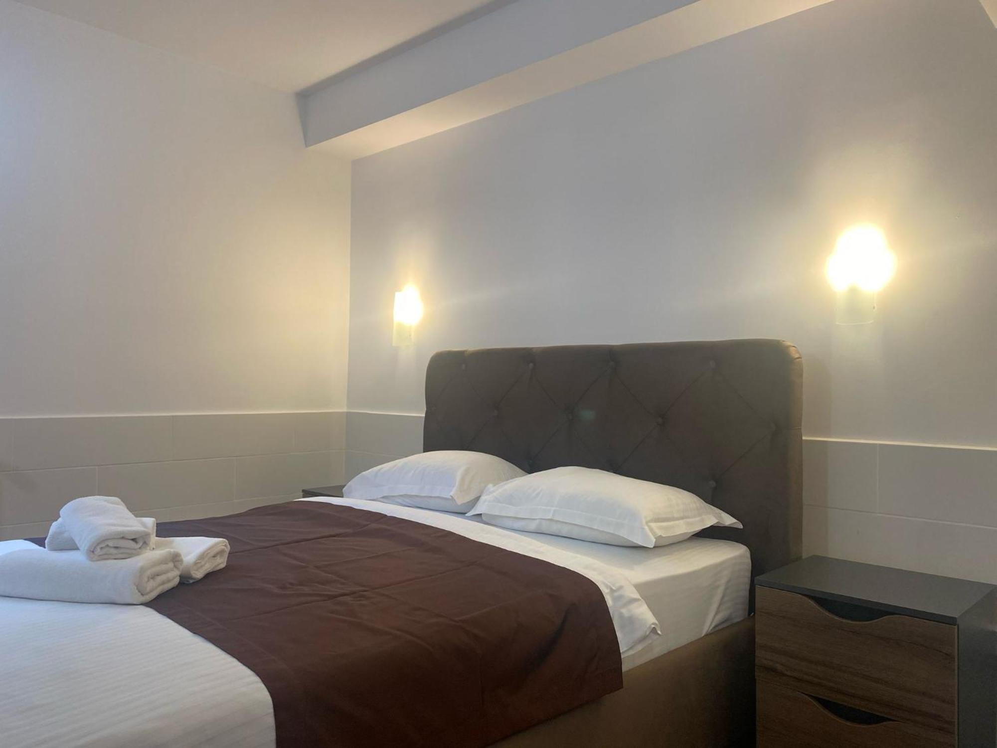 Pension Mora Cluj-Napoca Cameră foto